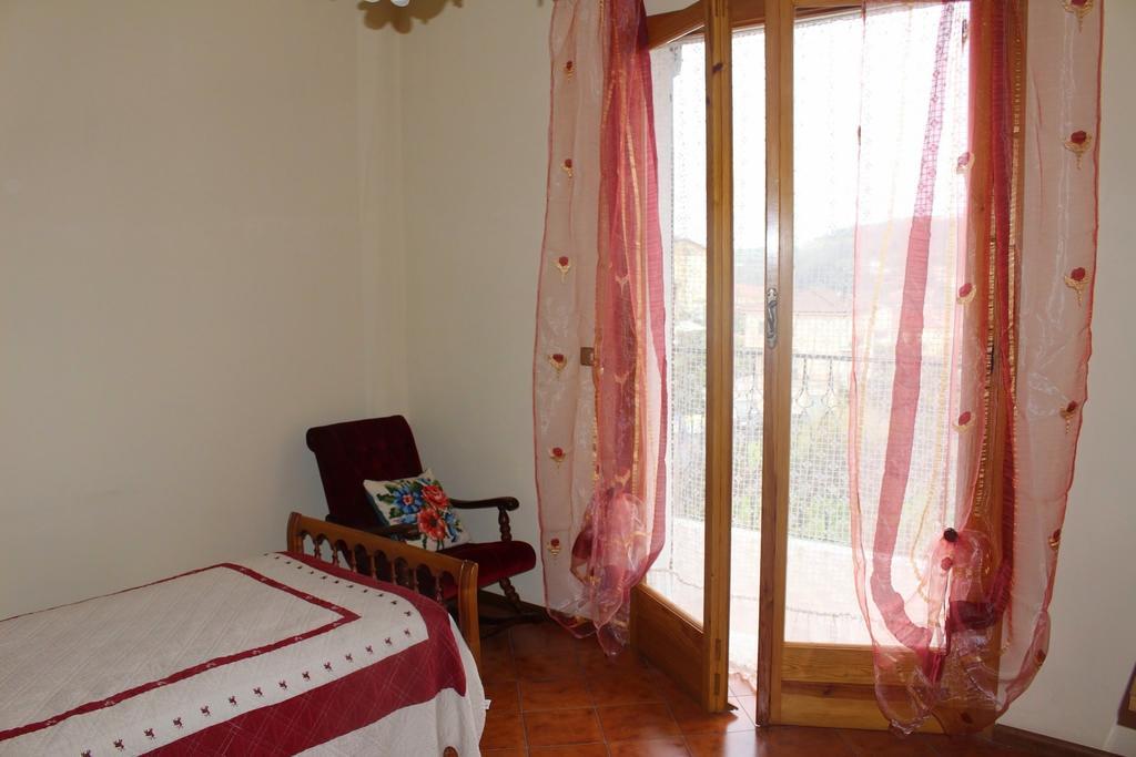House In Caramagna Apartment *