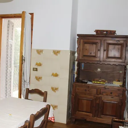 Ferienwohnung House In Caramagna Imperia Zimmer foto